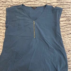 Express top. Size large